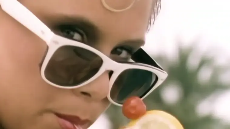 Samantha Fox — zdjęcie 3
